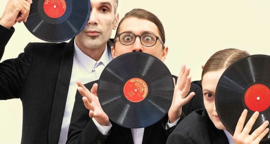 Tmavomodrý Ježek... Chvíli, ještě malou chvíli...